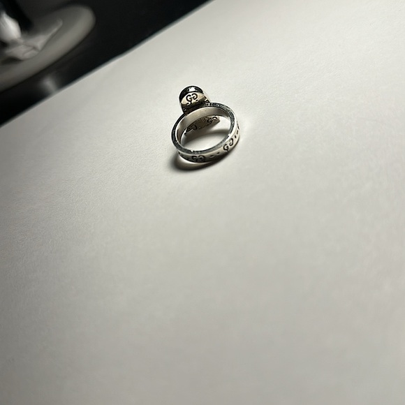 Gucci Silver & Diamond Ghost Charm Ring - Picture 3 of 6